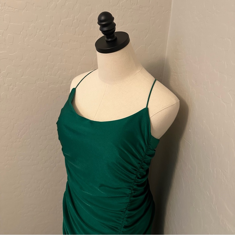 NEW JOVANI SZ 12 EMERALD GREEN SATIN CORSET LACE UP FORMAL EVENING GOWN - Picture 3 of 16